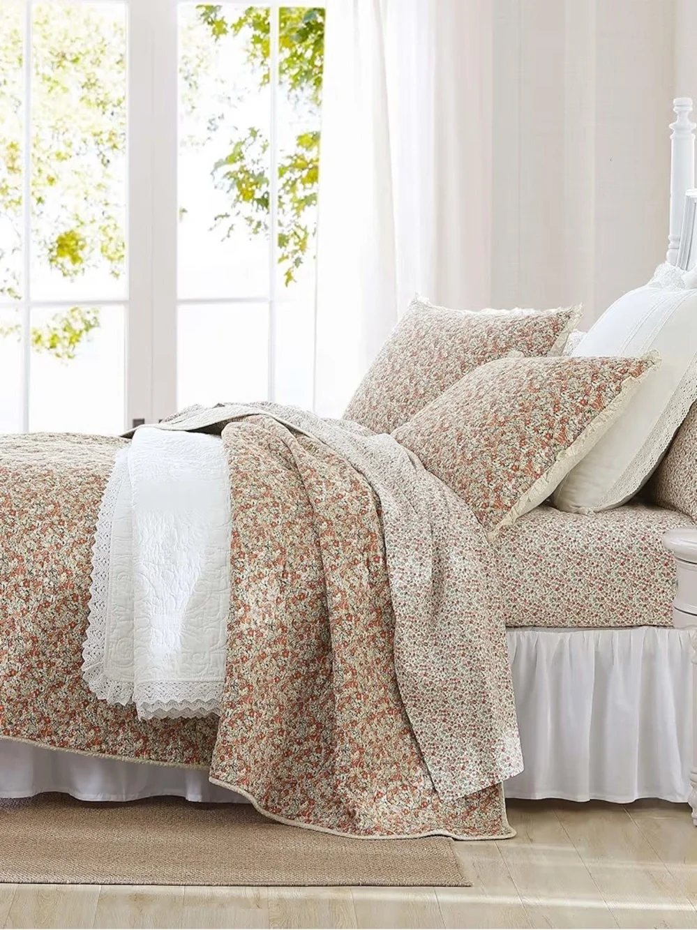 Laura Ashley - King Quilt Set, Lightweight Cotton Loveston Burnt Orange, King)